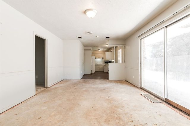 10400 N May Avenue, Oklahoma City, OK 73120