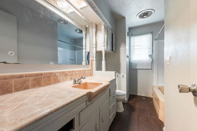 10400 N May Avenue, Oklahoma City, OK 73120