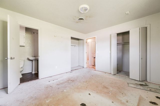 10400 N May Avenue, Oklahoma City, OK 73120