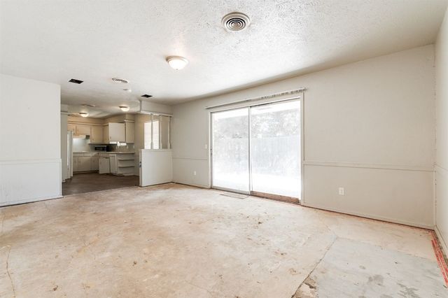 10400 N May Avenue, Oklahoma City, OK 73120