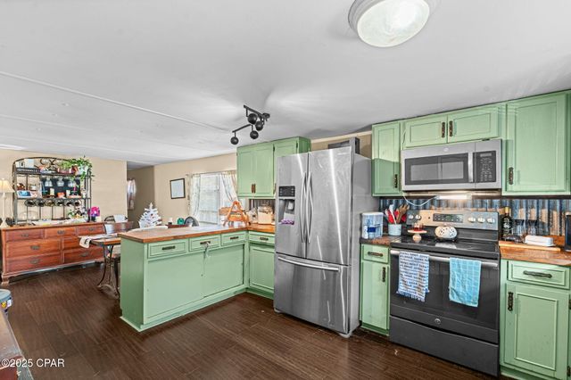 8610 Lorento Street, Panama City, FL 32408