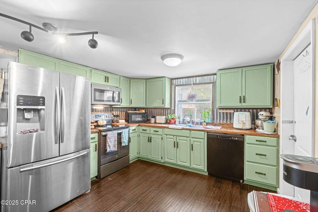 8610 Lorento Street, Panama City, FL 32408