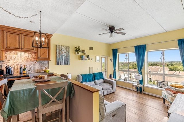 160 Burkhall St 604, Weymouth, MA 02190