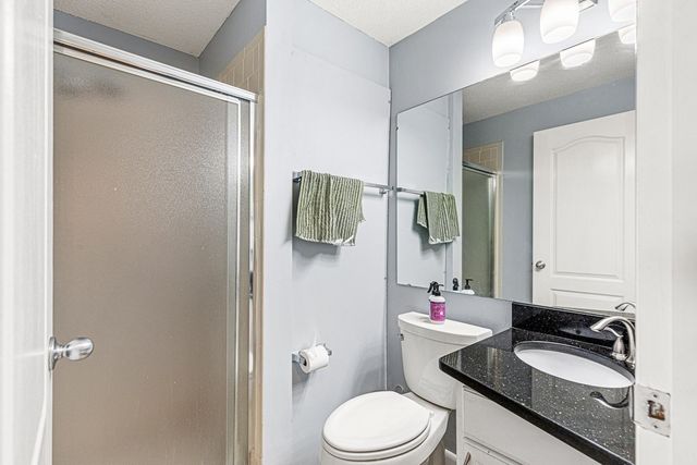 160 Burkhall St 604, Weymouth, MA 02190