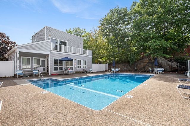 160 Burkhall St 604, Weymouth, MA 02190