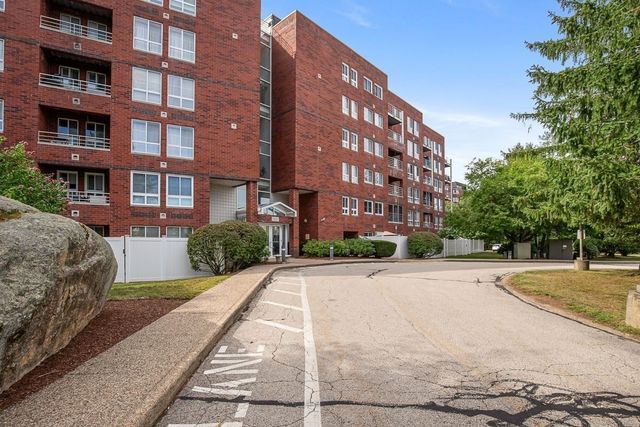 160 Burkhall St 604, Weymouth, MA 02190