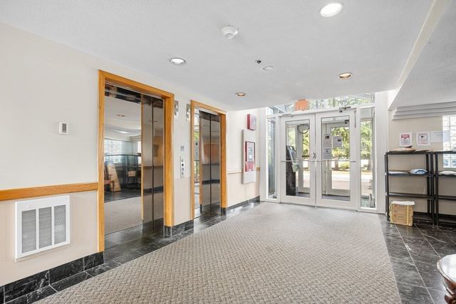160 Burkhall St 604, Weymouth, MA 02190