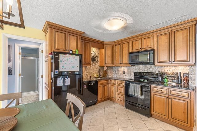 160 Burkhall St 604, Weymouth, MA 02190