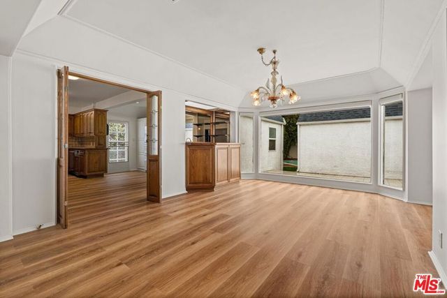 512 N Elm Drive, Beverly Hills, CA 90210