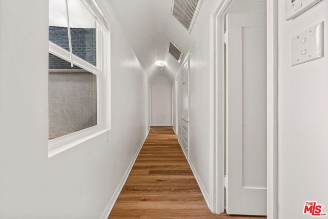 512 N Elm Drive, Beverly Hills, CA 90210