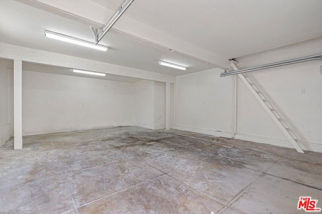 512 N Elm Drive, Beverly Hills, CA 90210