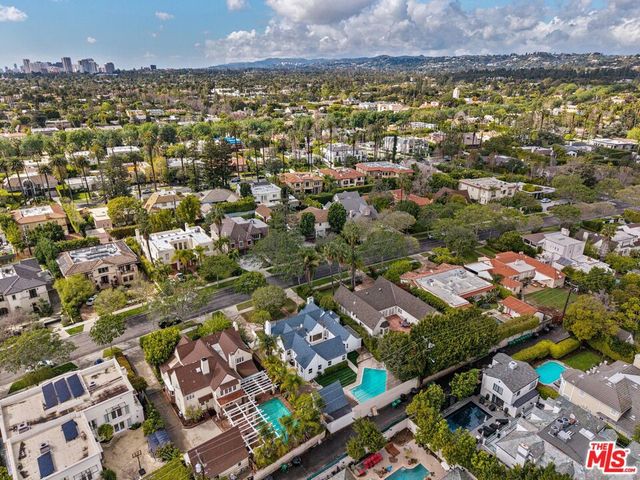 512 N Elm Drive, Beverly Hills, CA 90210