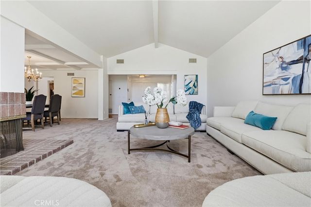 9411 Balcom, Northridge, CA 91325