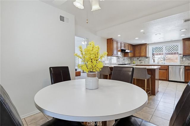 9411 Balcom, Northridge, CA 91325