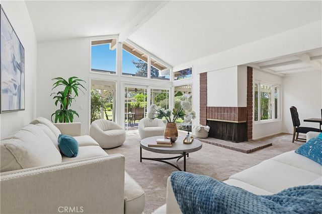 9411 Balcom, Northridge, CA 91325