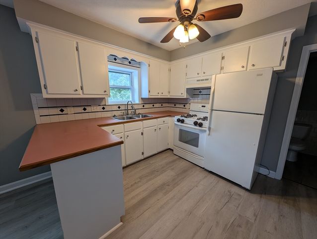 162 Rockland St, Fall River, MA 02724