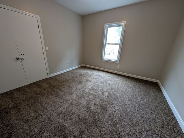 162 Rockland St, Fall River, MA 02724