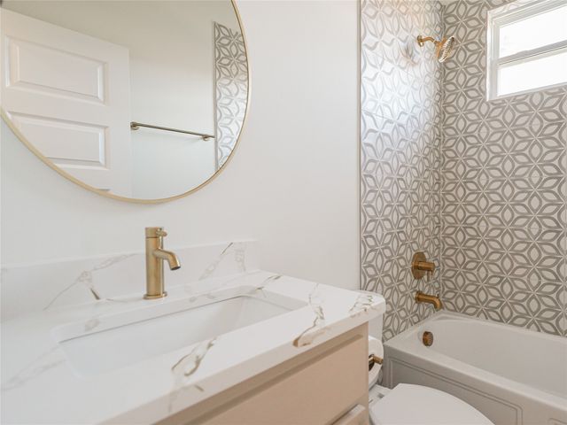 4307 Jamaica Street, Dallas, TX 75210