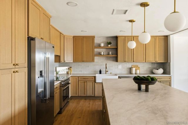 564 Skyview St, El Cajon, CA 92020