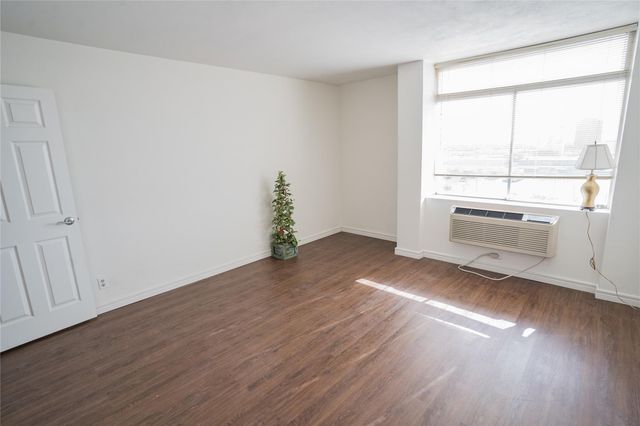 7520 Hornwood Drive 1003, Houston, TX 77036