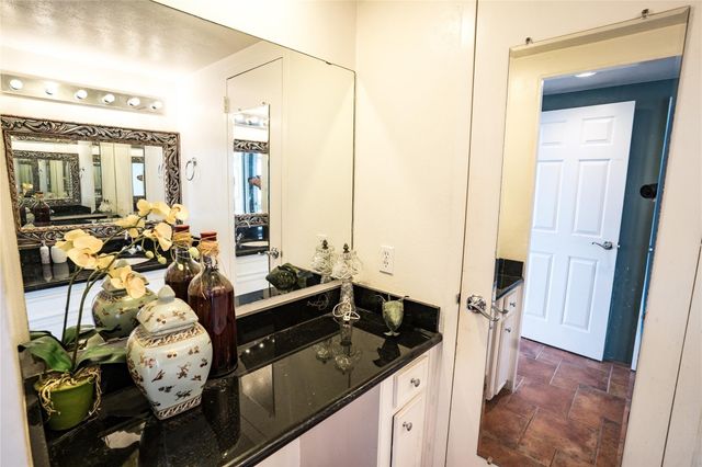 7520 Hornwood Drive 1003, Houston, TX 77036