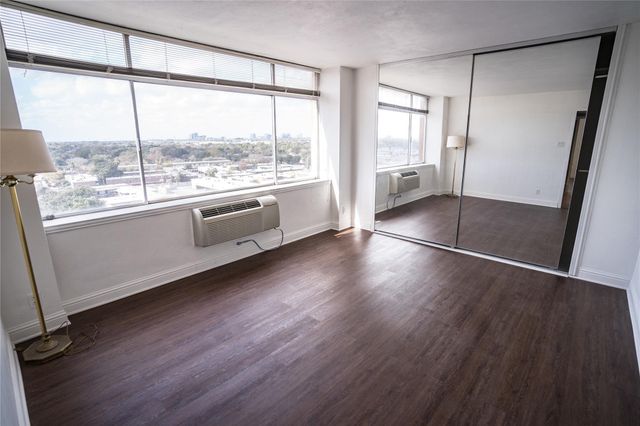 7520 Hornwood Drive 1003, Houston, TX 77036