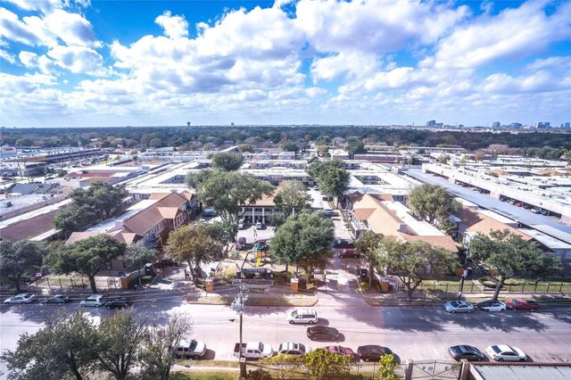 7520 Hornwood Drive 1003, Houston, TX 77036