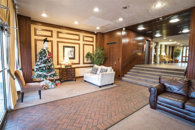 7520 Hornwood Drive 1003, Houston, TX 77036