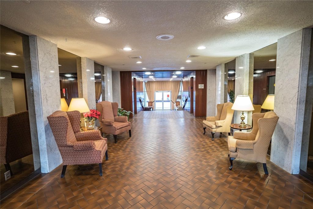 7520 Hornwood Drive 1003, Houston, TX 77036