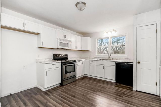 13419 Parker Avenue, Grandview, MO 64030