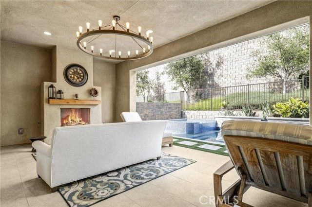 5577 Heritage Oak, Trabuco Canyon, CA 92679