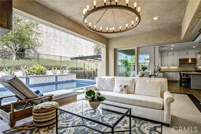 5577 Heritage Oak, Trabuco Canyon, CA 92679