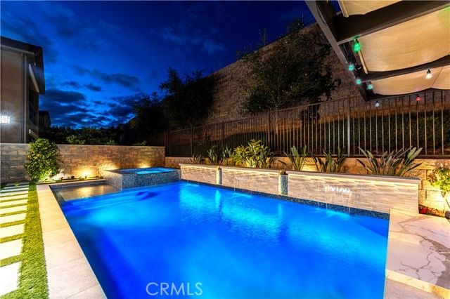 5577 Heritage Oak, Trabuco Canyon, CA 92679