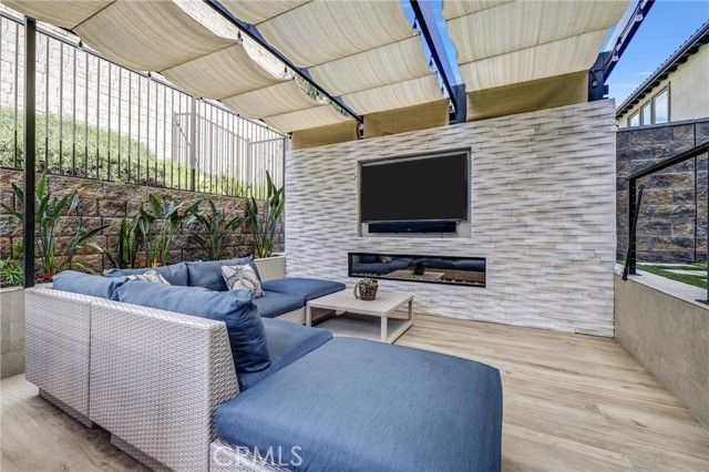 5577 Heritage Oak, Trabuco Canyon, CA 92679