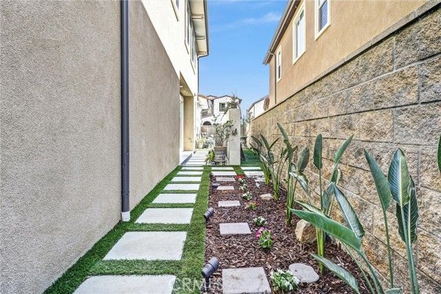 5577 Heritage Oak, Trabuco Canyon, CA 92679