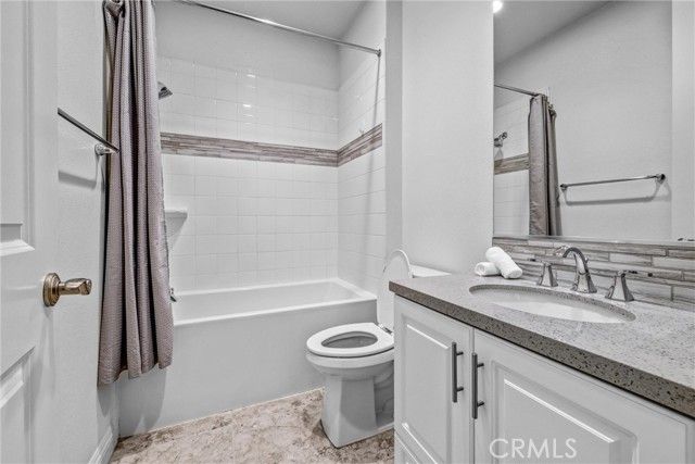 5577 Heritage Oak, Trabuco Canyon, CA 92679