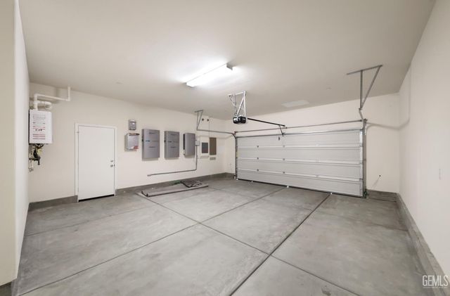 5608 Levanto Street, Bakersfield, CA 93306