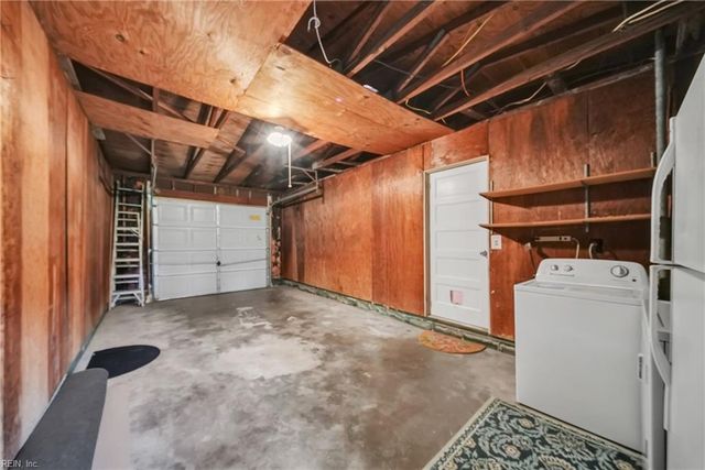 2800 N Nansemond DR, Suffolk, VA 23435