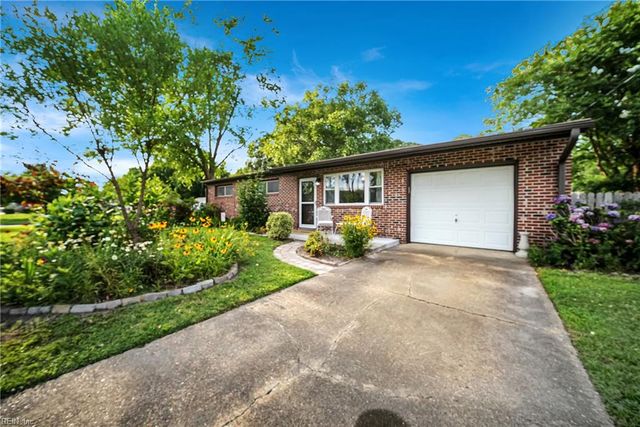 2800 N Nansemond DR, Suffolk, VA 23435