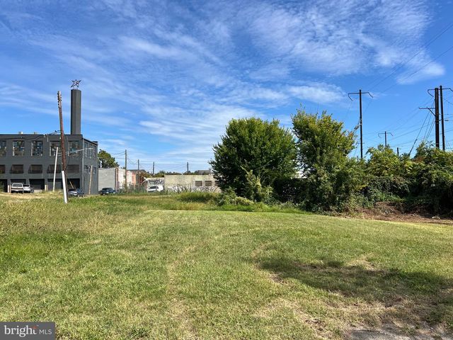 1403 N BROADWAY, Baltimore, MD 21213