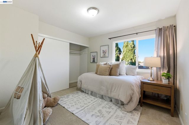 8092 Olympic Ct, Newark, CA 94560