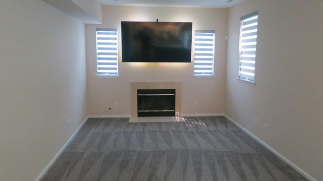 77 CREEKWOOD DR, Bordentown, NJ 08505