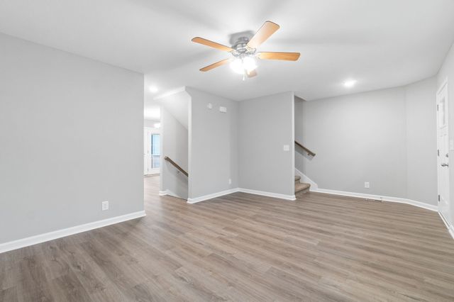726 Perkins Ave, Clarksville, TN 37040