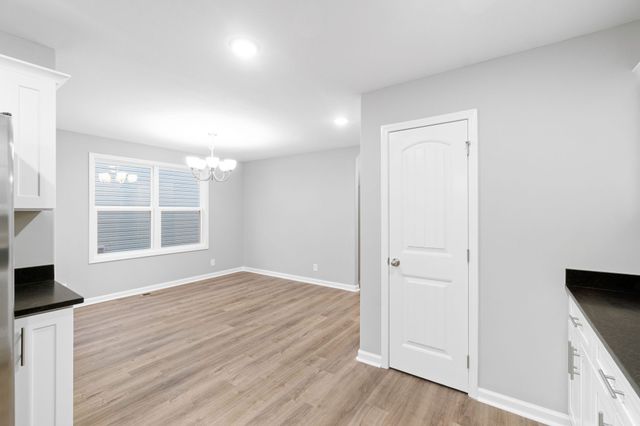 726 Perkins Ave, Clarksville, TN 37040