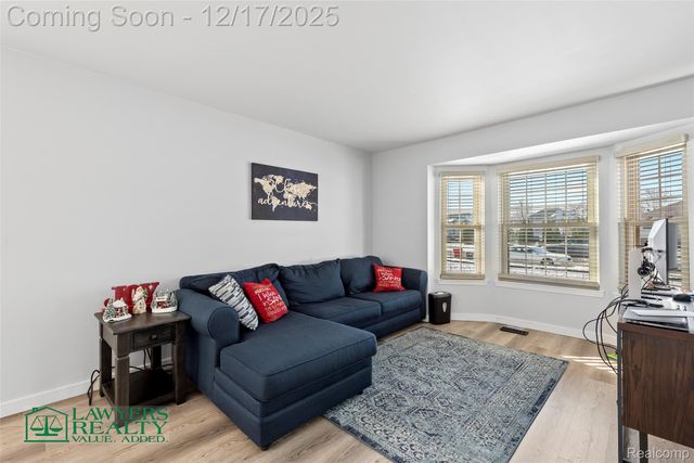 53084 Black Creek Drive, Chesterfield Township, MI 48047