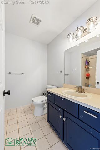 53084 Black Creek Drive, Chesterfield Township, MI 48047