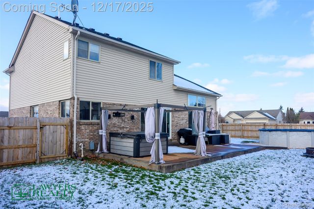 53084 Black Creek Drive, Chesterfield Township, MI 48047