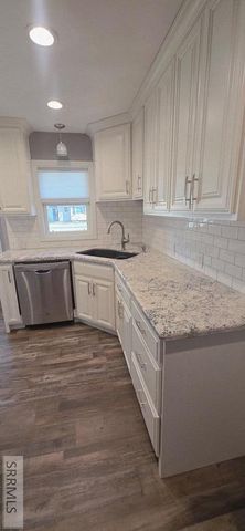 1040 10th Street, Idaho Falls, ID 83404