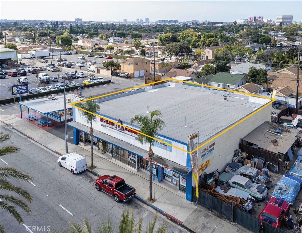 979 S La Brea Avenue, Inglewood, CA 90301 — exterior