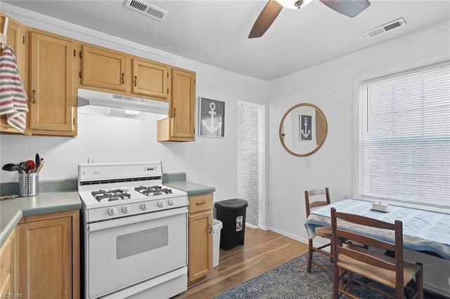 1525 Edson TER, Hampton, VA 23663